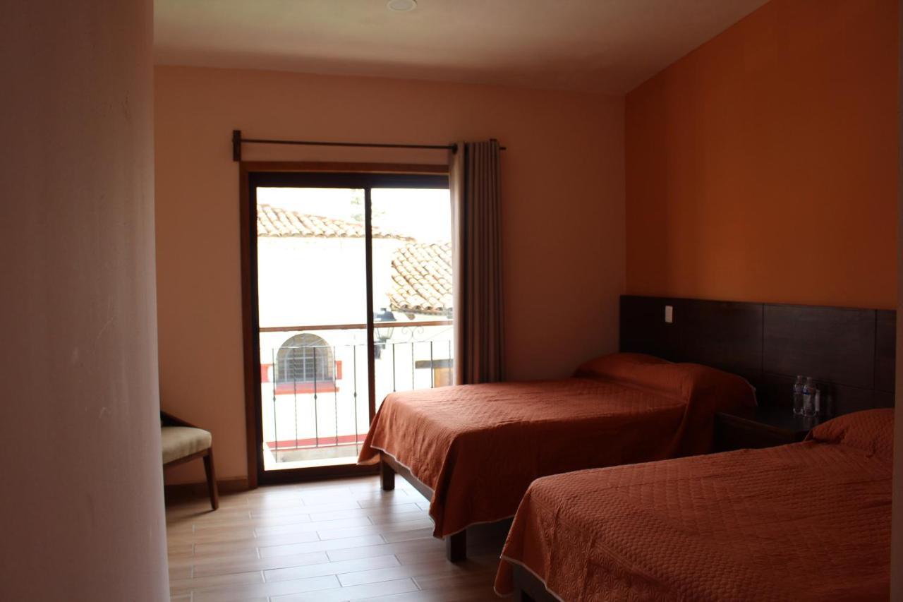 Hotel Casa Peregrina 타팔파 외부 사진