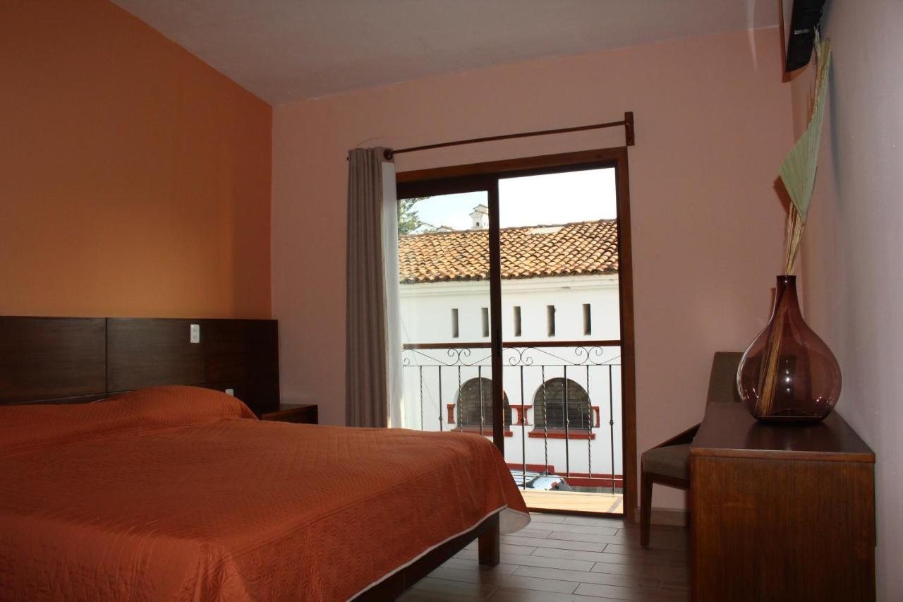 Hotel Casa Peregrina 타팔파 외부 사진
